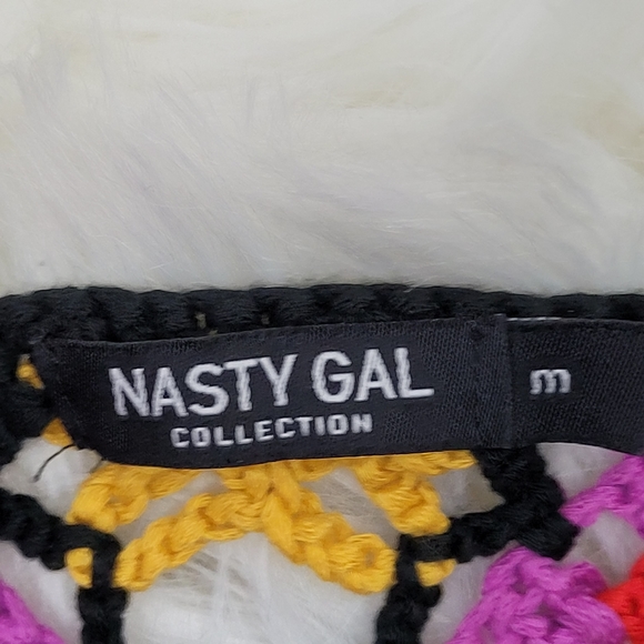 Nasty Gal Size Medium Crochet Crop - Picture 6 of 8